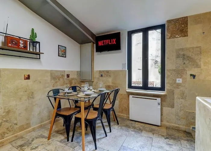 Le Coin Vintage - Familial - Hypercentre - Charme - Rent Immo Apartment *